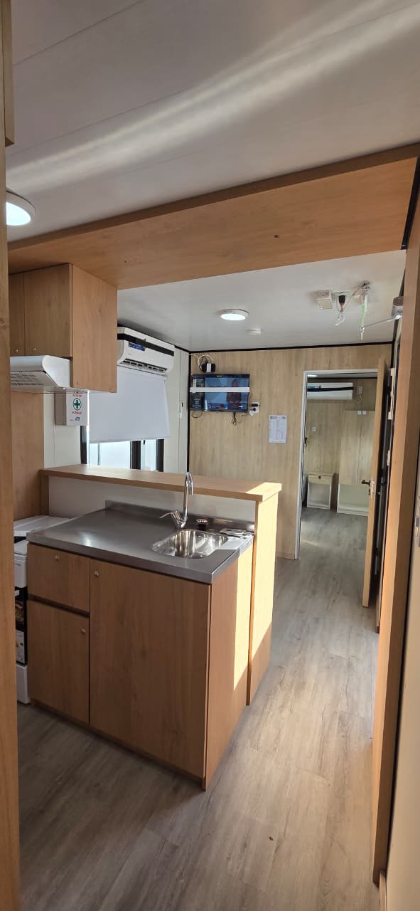 Interior trailer ficha técnica